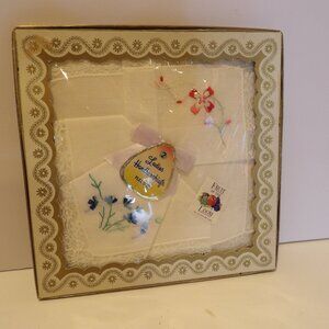 + Vintage NOS Set 2 FRUIT OF THE LOOM Ladies Handkerchiefs, NEW in Original Box